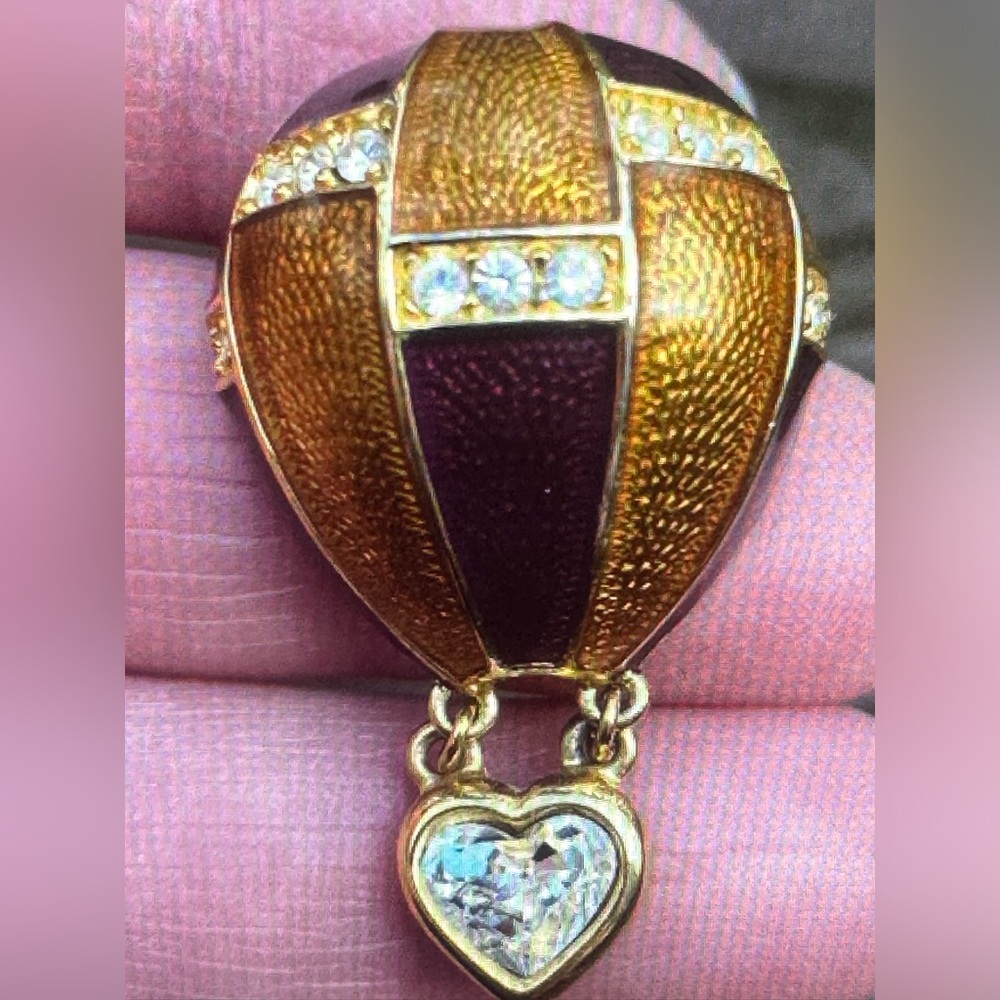 Vintage Jewelry Signed Joan Rivers Enamel & Rhinestone Hot Air Balloon pin ♥️